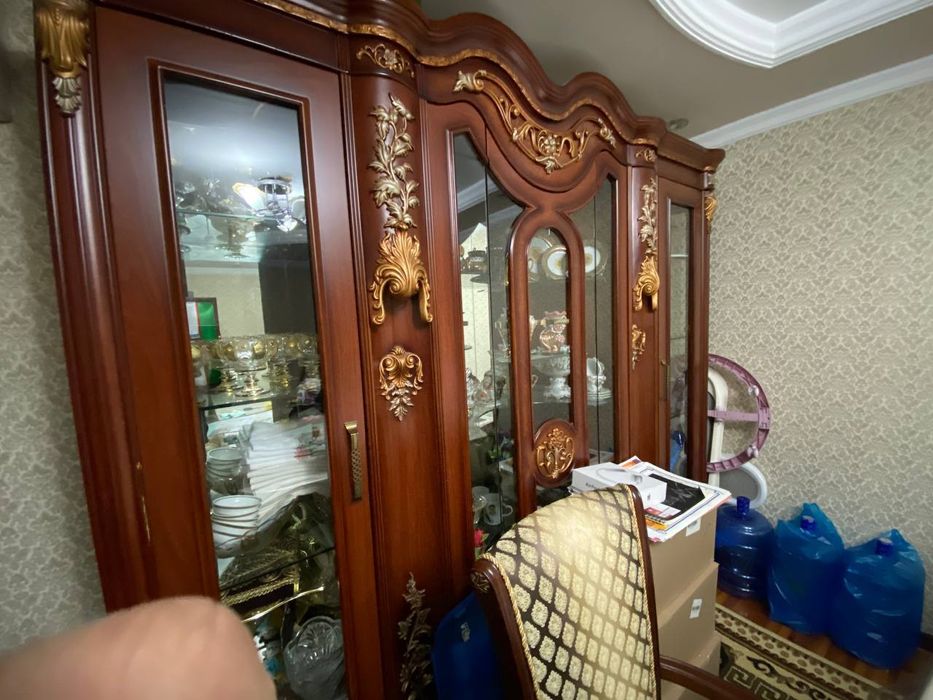 Продаëтся гостинный мебель