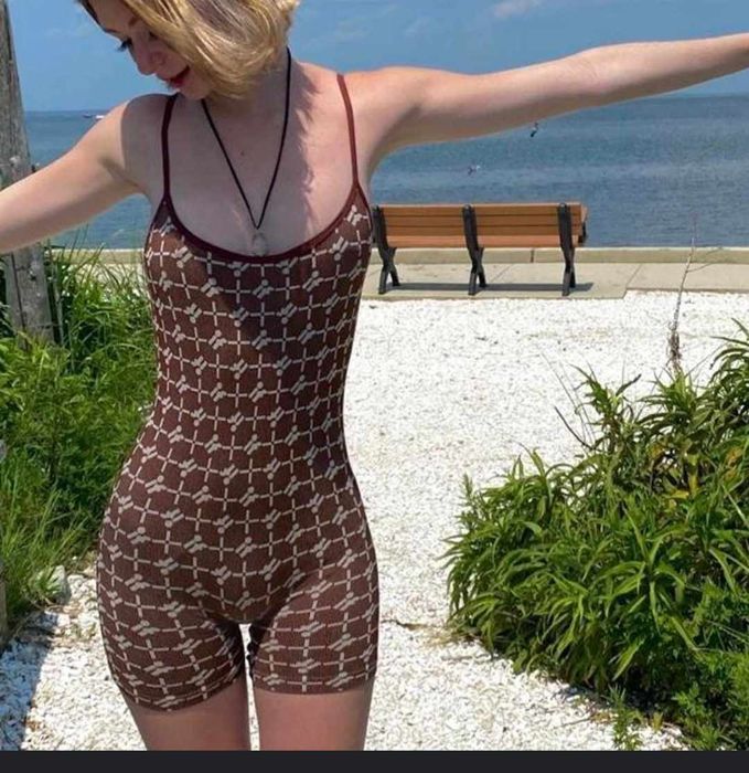 Нов гащеризон Urban Outfitters M