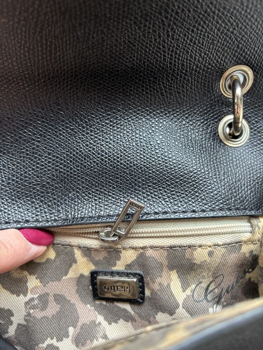 Дамска чанта Guess