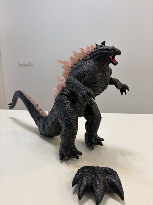 Играчка Godzilla Jada Toys с дистанционно управление
