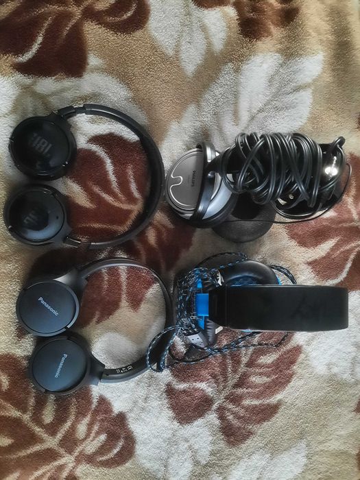 casti cu fir si fara fir