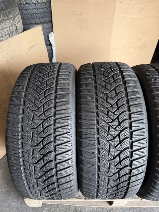 4 anvelope iarna ca NOI 235/45/18 , Dunlop , 8 mm !