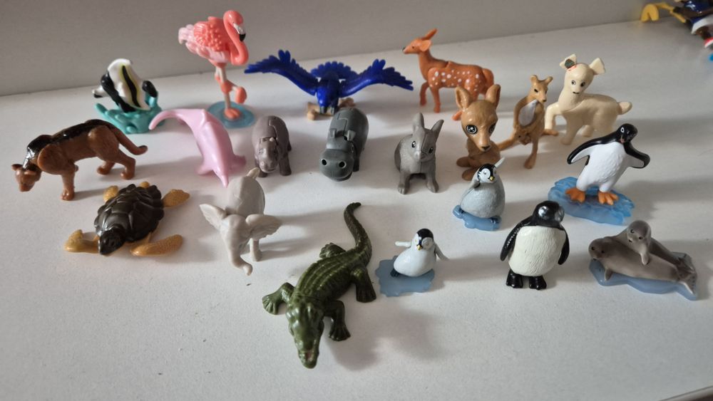 Киндер сюрприз игрушки разные