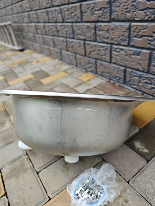 Раковина металлическая