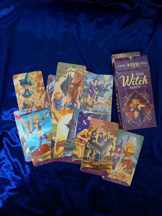 Продаю таро Ведьмочек.