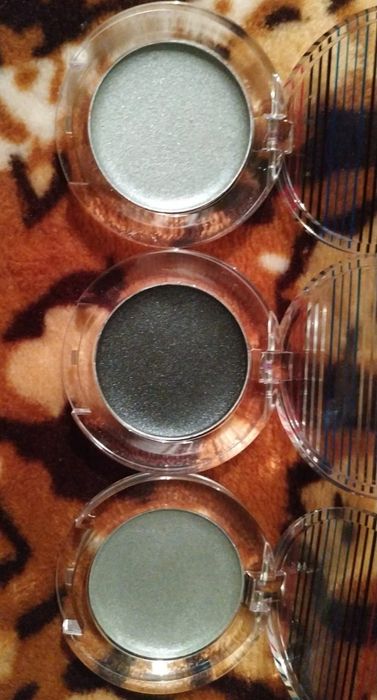 Продам косметику Avon и Oriflame