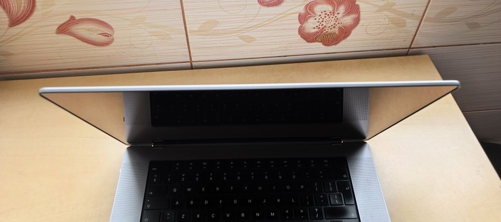 Ansamblu Display Macbook PRO 16" A2485 / A2780 / A2991_2021-2023__NOU_