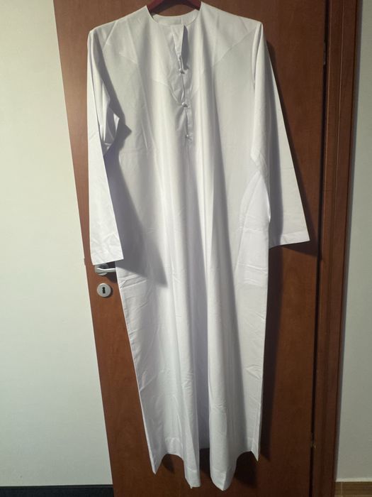 Costum arab din Dubai