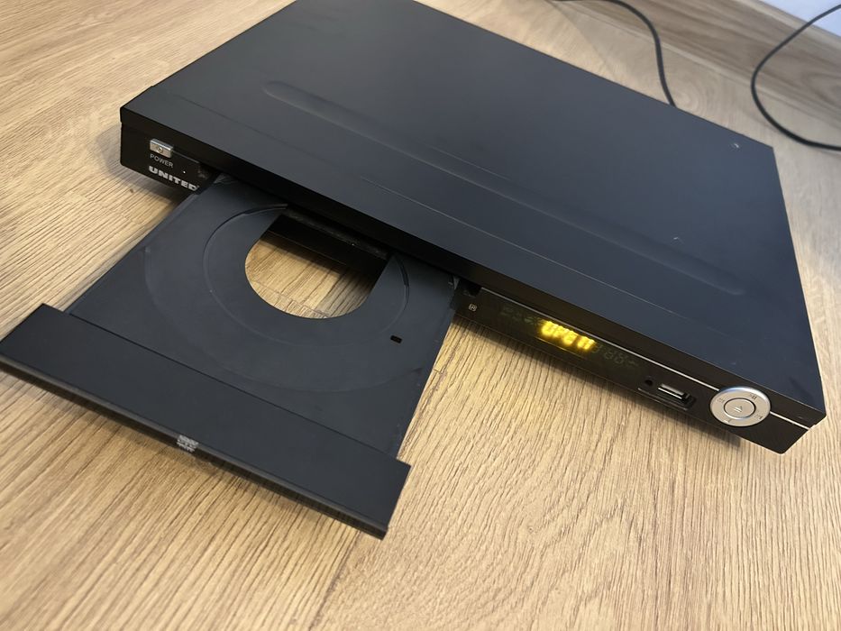 DVD player UNITED