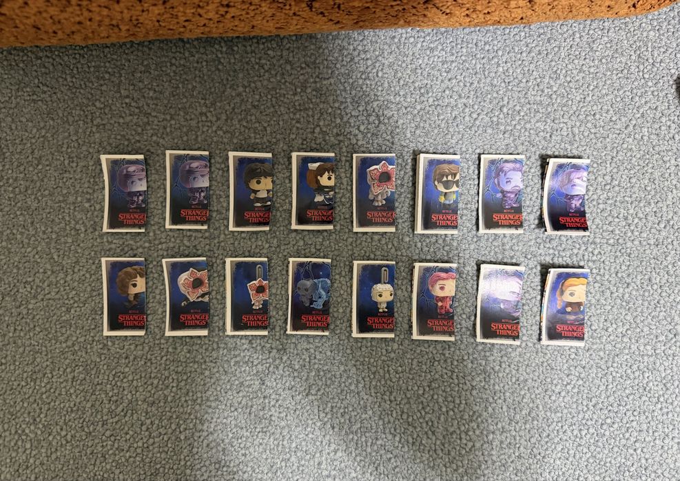 фигурки kinder joy, коллекция «очень странные дела»