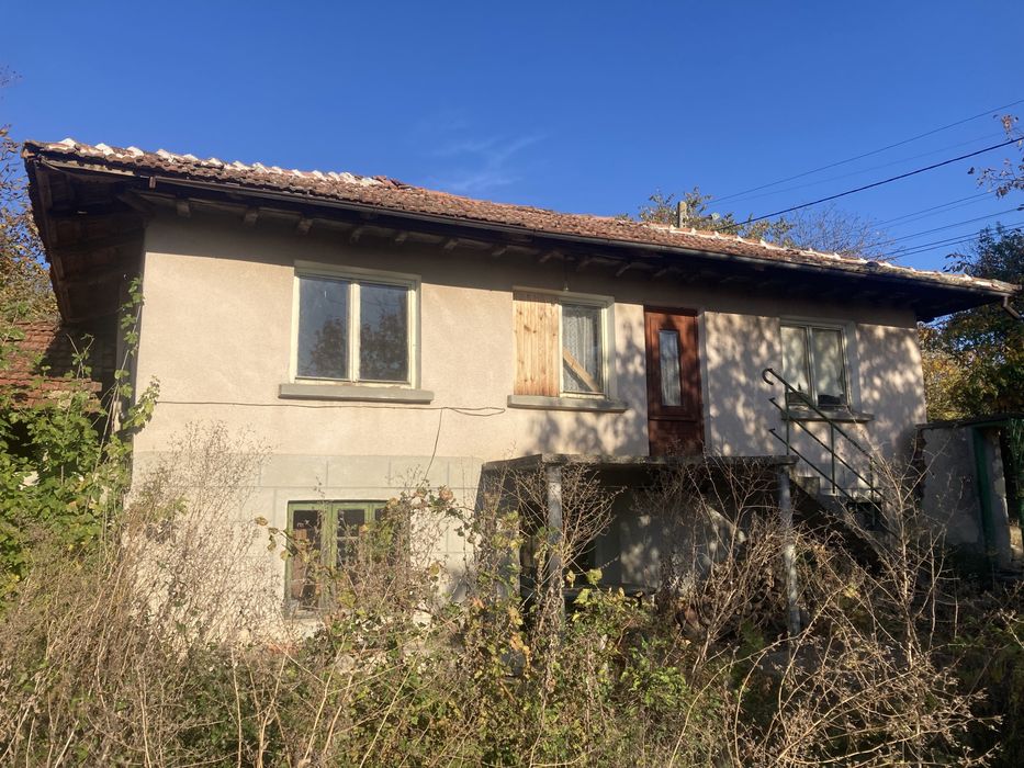 Продава се Къща в с. Брестовица, Област Русе - 60 кв.м за 183 €/кв.м - Снимка #4