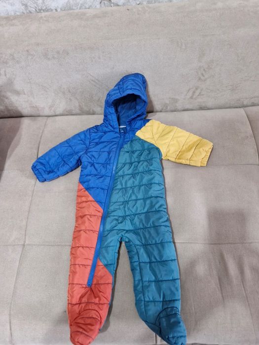 Детские комбинезоны и куртка