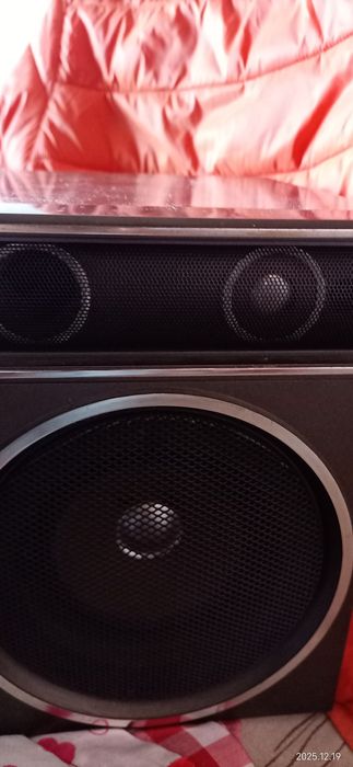 Страхотен касетофон саньо отделящи се колони