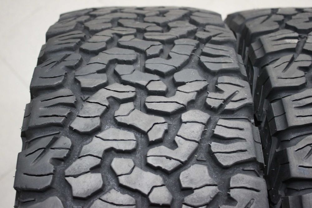 265/60-18 BF Goodrich All-Terrain