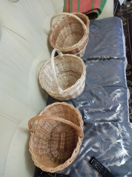 Продам корзины новые,из настоящей лозы прочные!