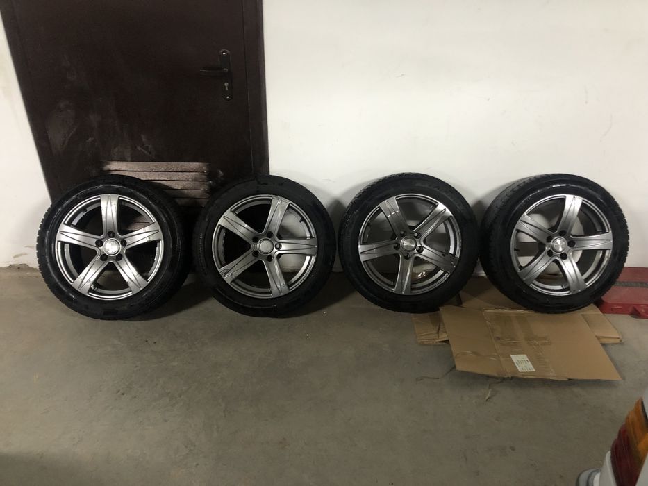 Диски вместе с резиной