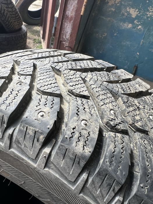 Резина Toyo шипованная