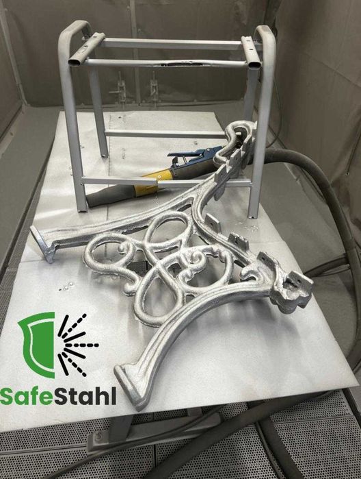 Servicii de Vopsire în Camp Electrostatic și Sablare Industrială