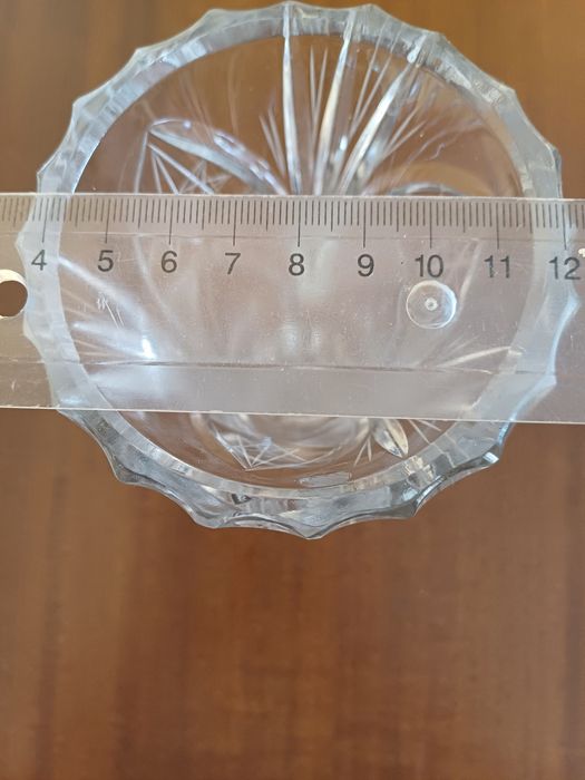 кристални вази.             .