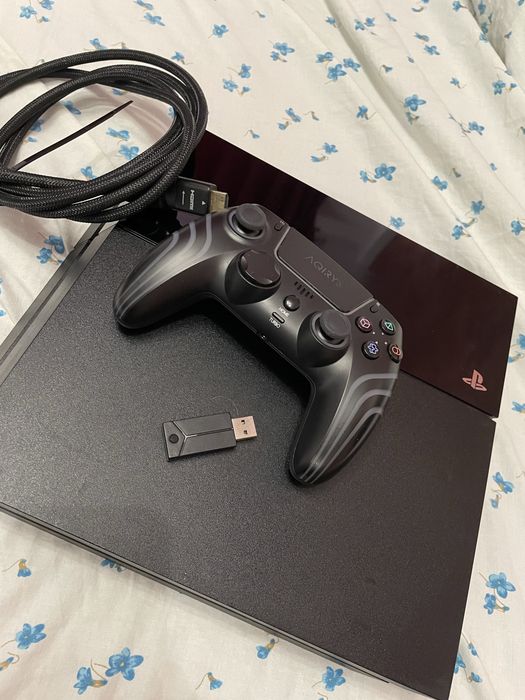 Ps4 500gb + controllere