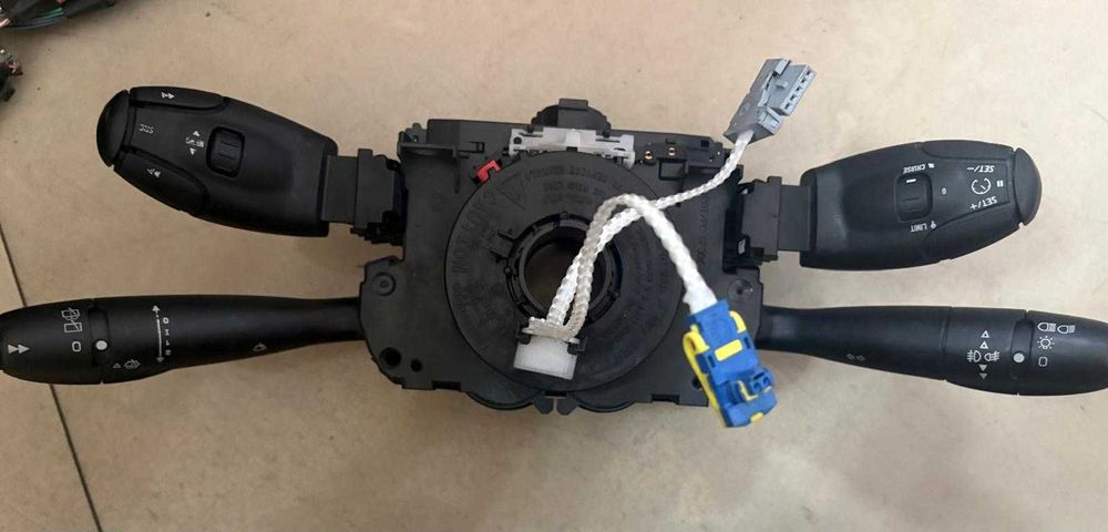 Ansamblu manete cu spira volan Peugeot Partner Tepee 1.6 HDI: 96662458XT