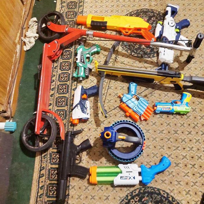 Детские игрушки  разные