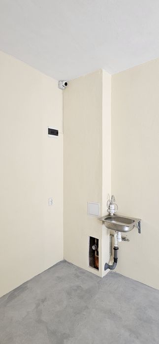 Дава се под наем Гараж / Паркомясто в София, Зона Б-5 - 20 кв.м за 178.5 € - Снимка #7