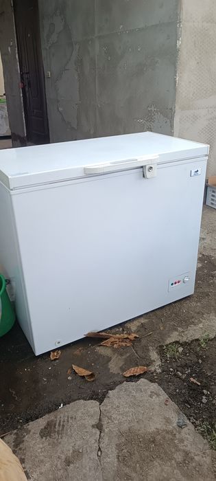 Продам морозильник  200л