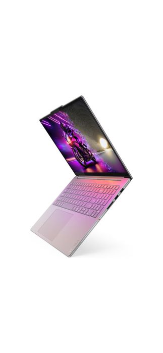 Lenovo Yoga Pro 9 intel core U7 32gb 1T GPU RTX5060 16"