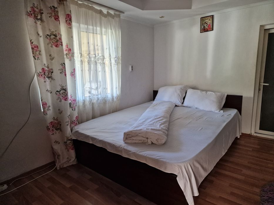 Vând pensiune Rucăr Arges