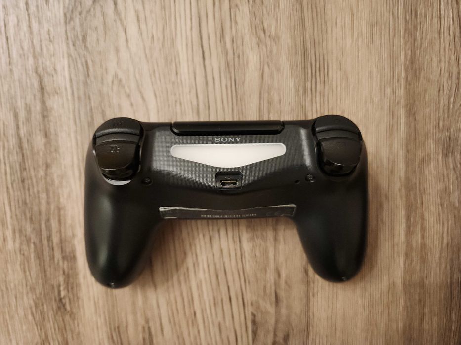 Controller (maneta) Dualshock 4 pentru PlayStation 4 (PS4)