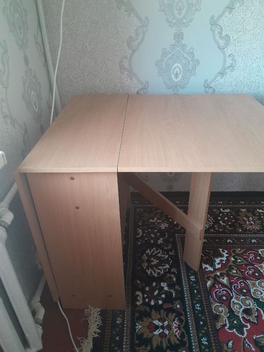Стол СССР состояние идеальное
