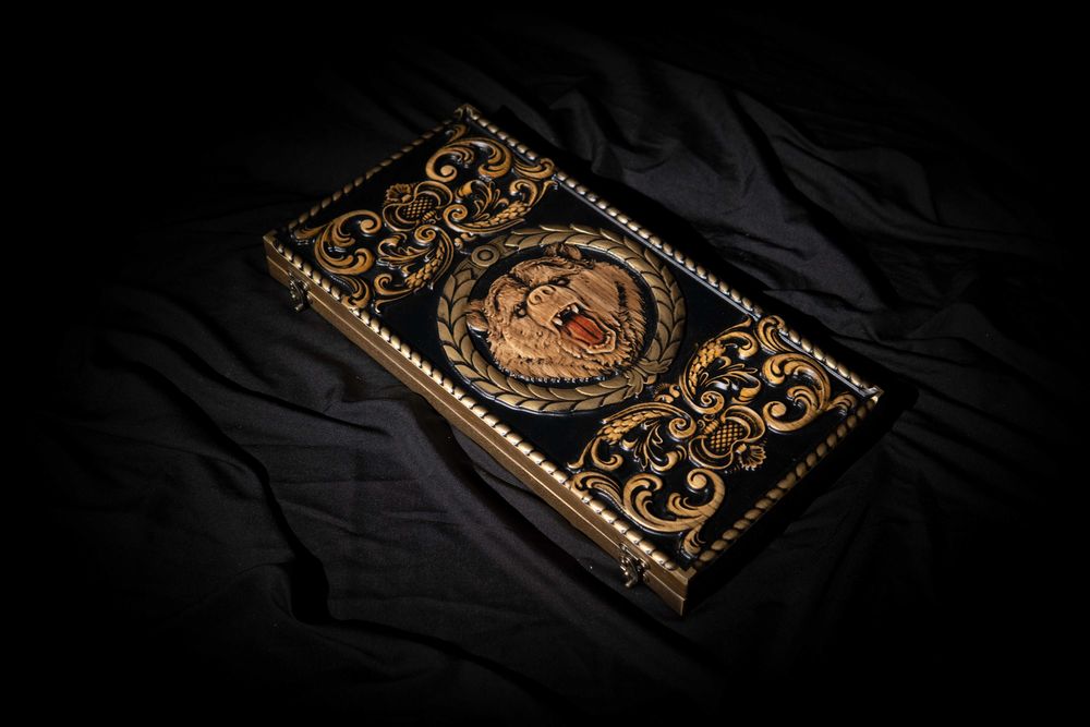 Joc de table din lemn natural, lucrat manual