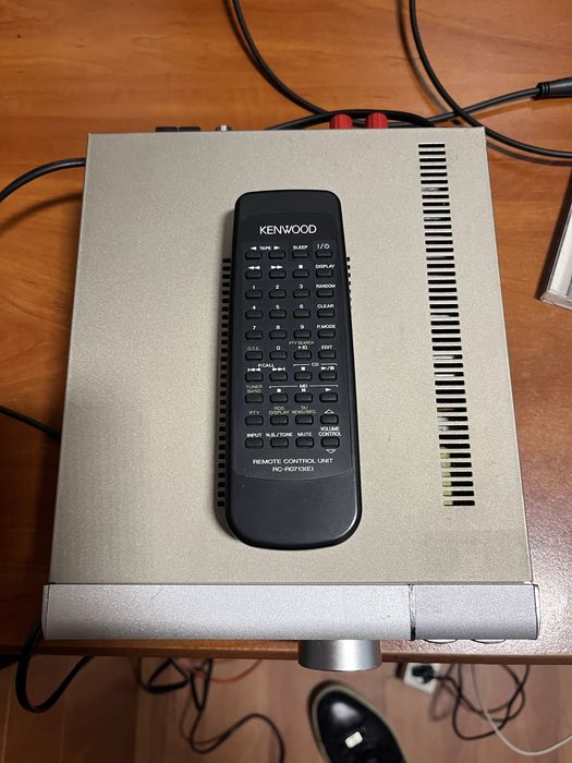 Amplituner Kenwood R-SE7