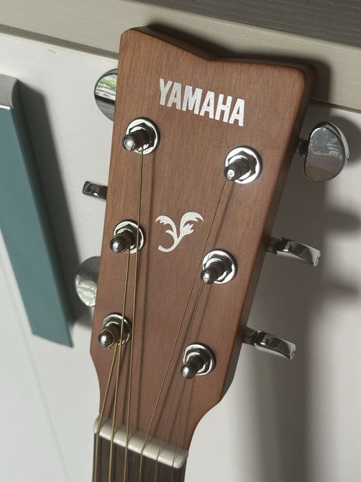 Chitara Acustica Yamaha