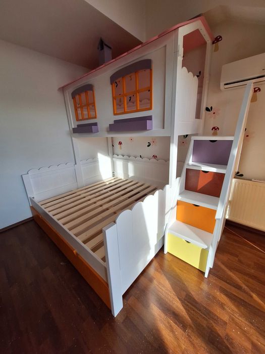 TRANSPORT GRATUIT.Pat tip casuta cu tobogan. Cod 2814