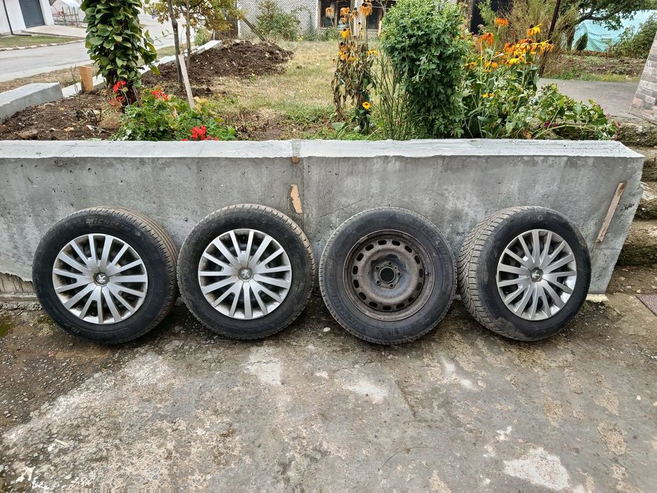 Метални джанти с гуми 15 цола 5х108