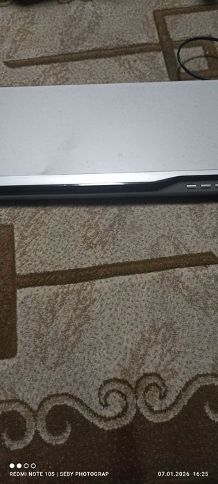 Vând DVD player functional