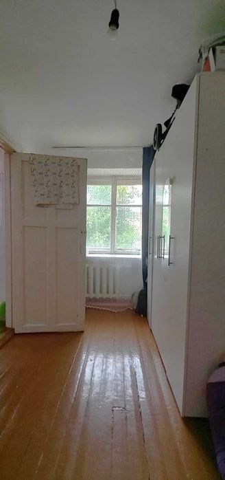 продам 3 комн квартиру в центре