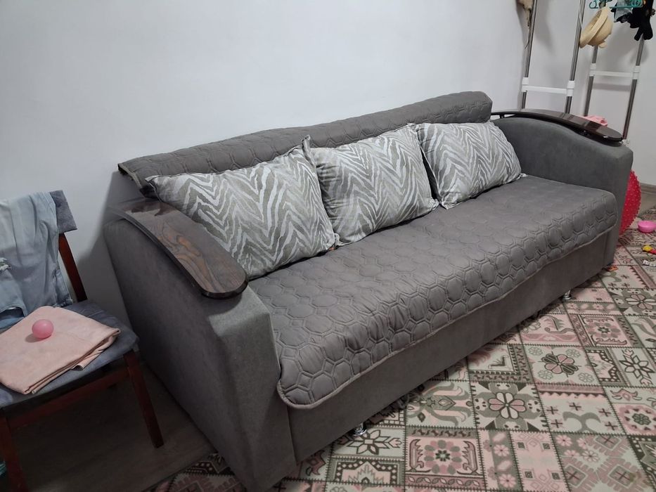 Набор мягкой мебели.