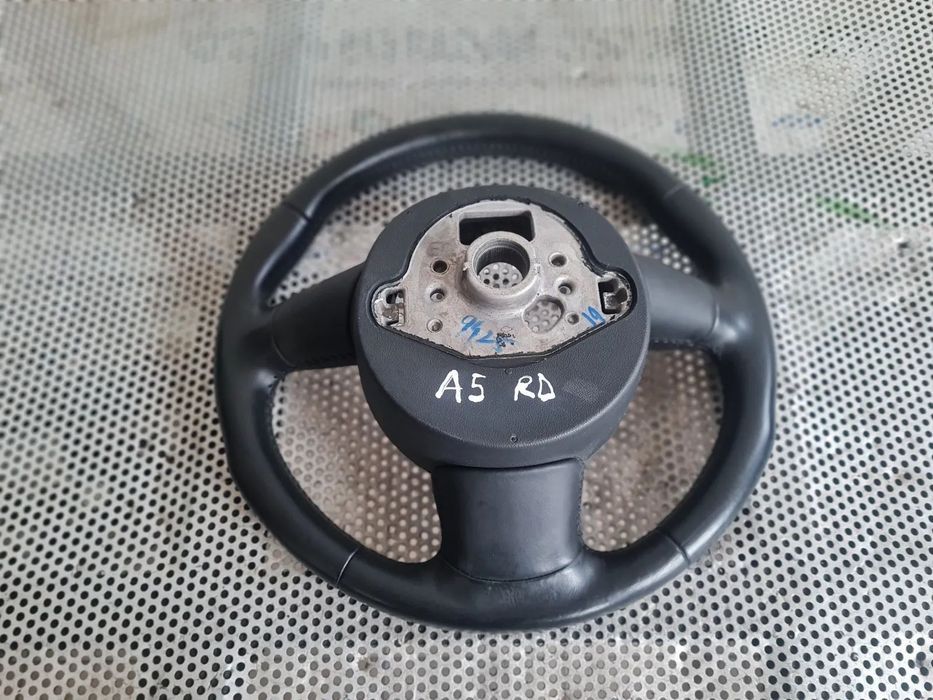 Volan Din Piele Cu Comenzi Airbag Rotund Audi A4 B8 Q3 Q5 A5 2.0 Tdi Euro 5 Cod Motor CJC Cutie Aut