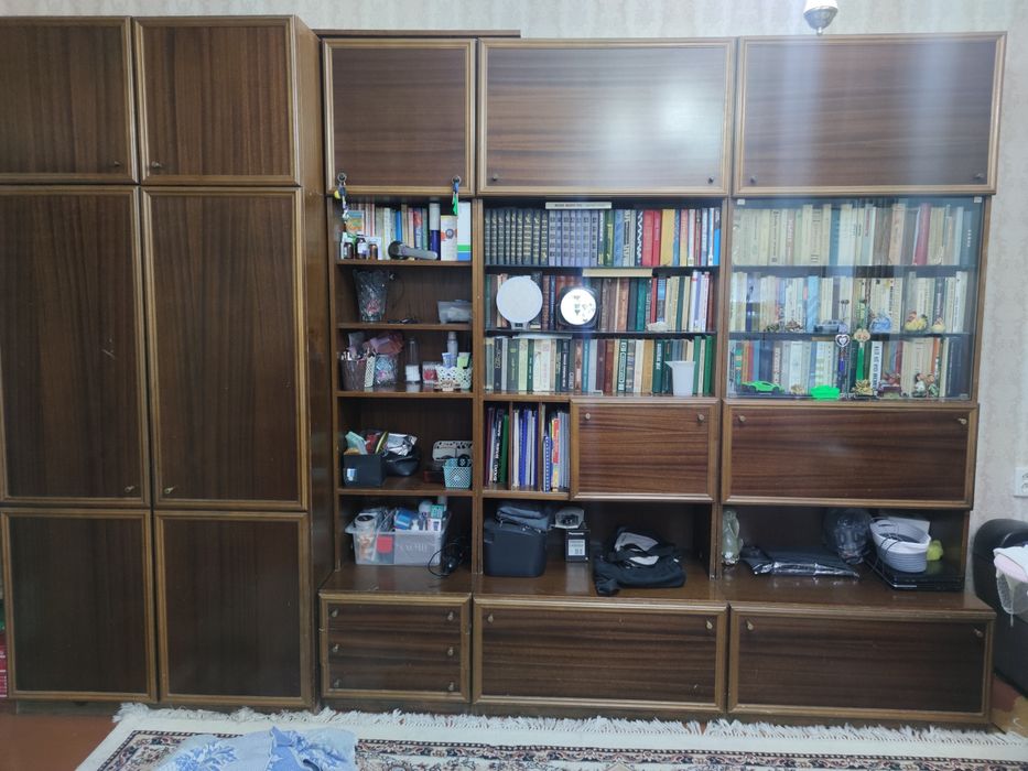 Продается домашняя мебель