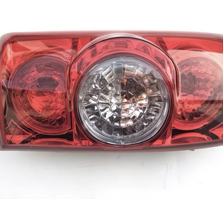 Продам задние фонари JAC T6