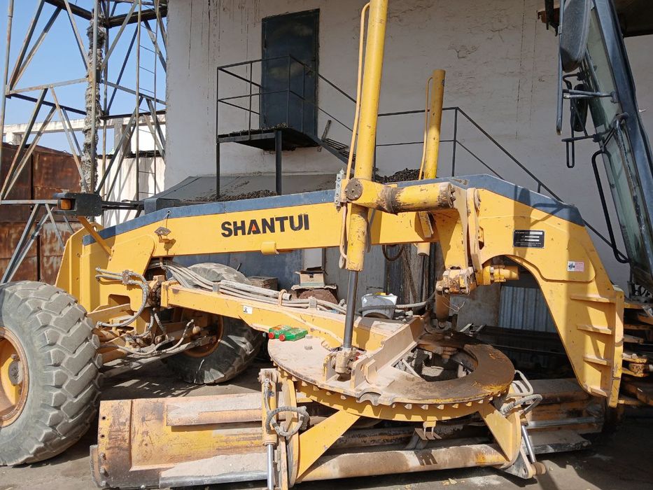 Гредер шануи СГ 18-03