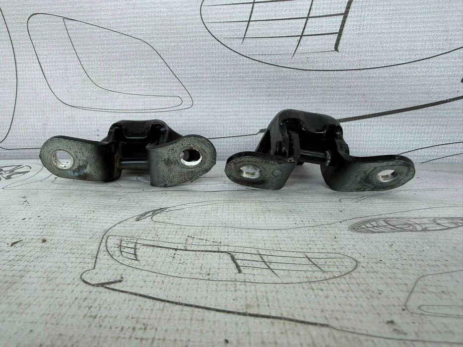 Balamale Ușă Dreapta Față Toyota Prius 3 XW30 2015 / 2009-2015 Cod OEM 6871002020 (5B2)