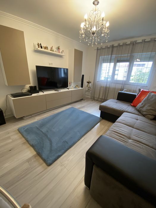 Apartament 2 camere decomandat, renovat complet - etaj 3/4, zona de su