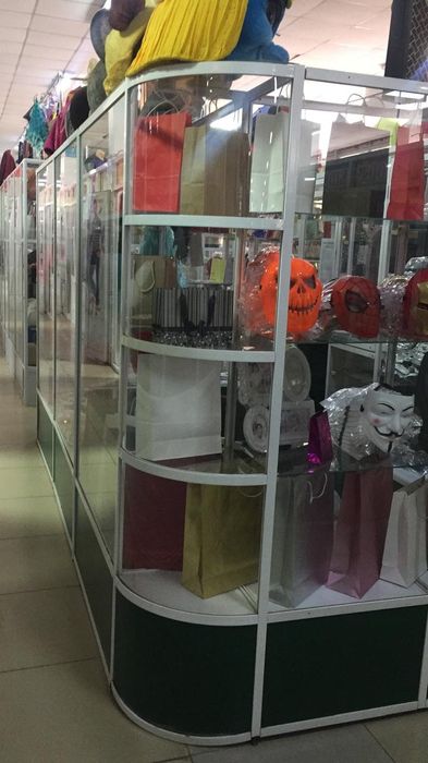 Продам витрину  на Юго-востоке