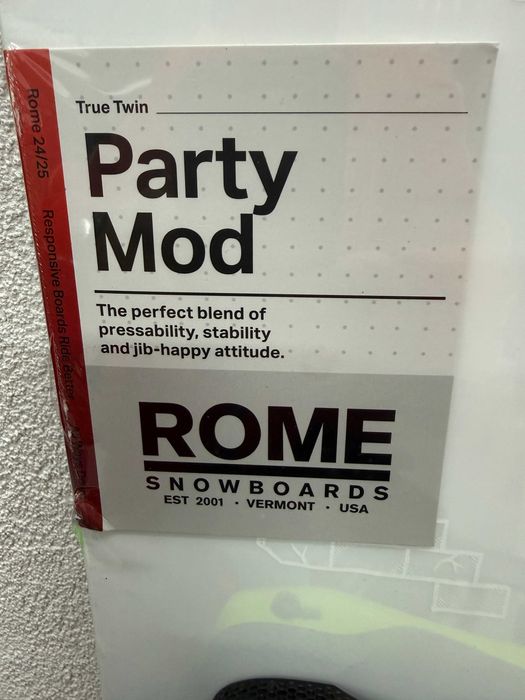 placa noua snowboard rome party mod L153cm