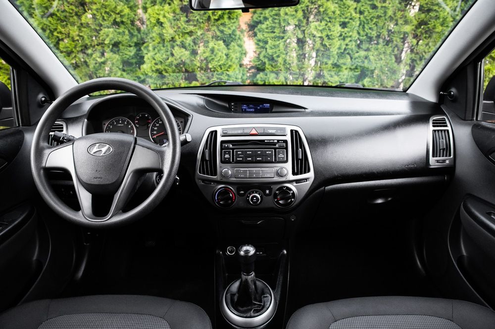 HYUNDAI i20 2013 — imagine 5