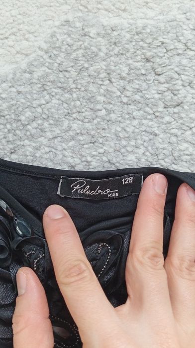 Шикарное фирменное платье на девочку